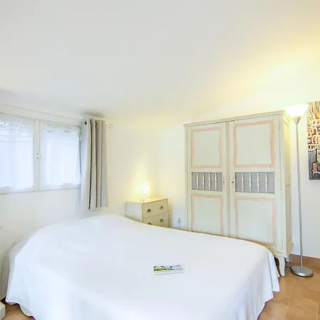 Casa vacanze Le Mimosa St Laurent By Interhome