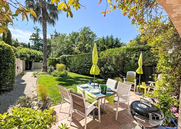 Hébergement de vacances Le Mimosa St Laurent By Interhome